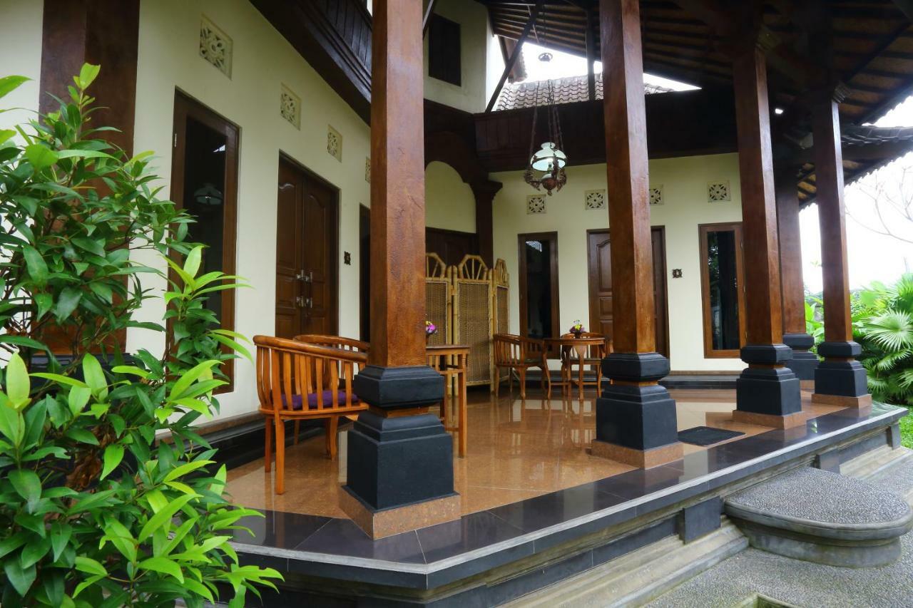 Loka Sari Guest House And Spa Ubud  Exterior photo